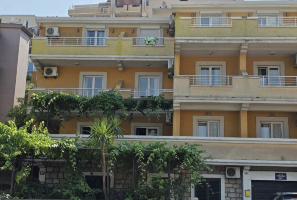 Vuksanovic Apartments 3*