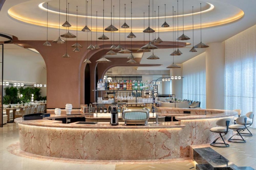 Hotel Indigo Clear Water Bay 5*