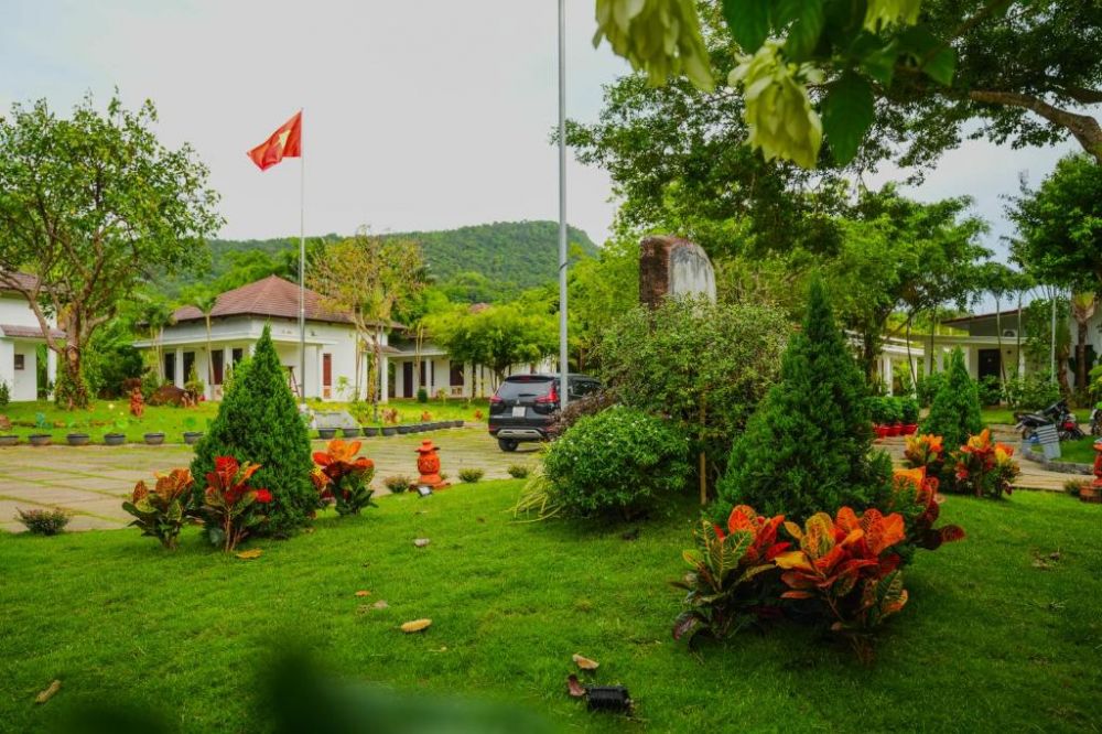 YNG Luxor Phu Quoc Resort 4*