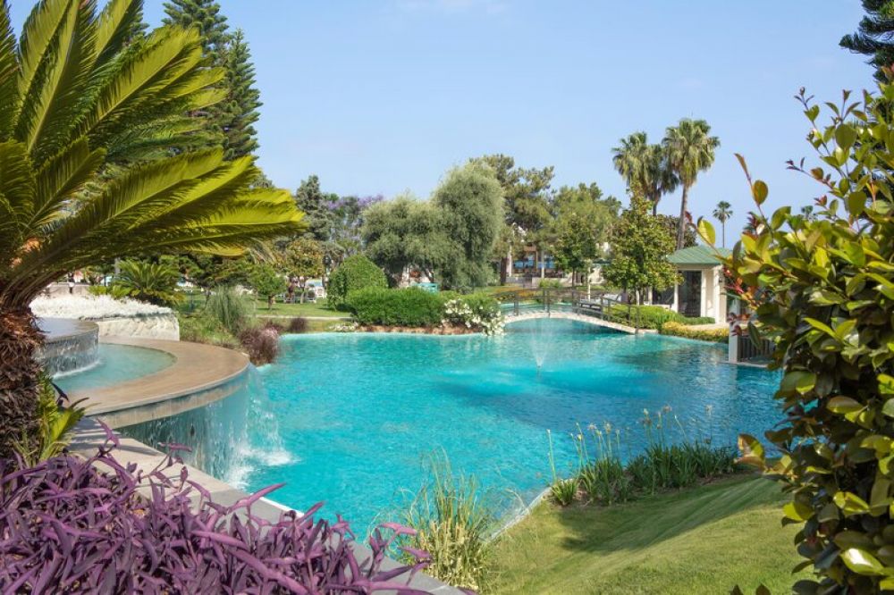 Mirage Park Resort 5*