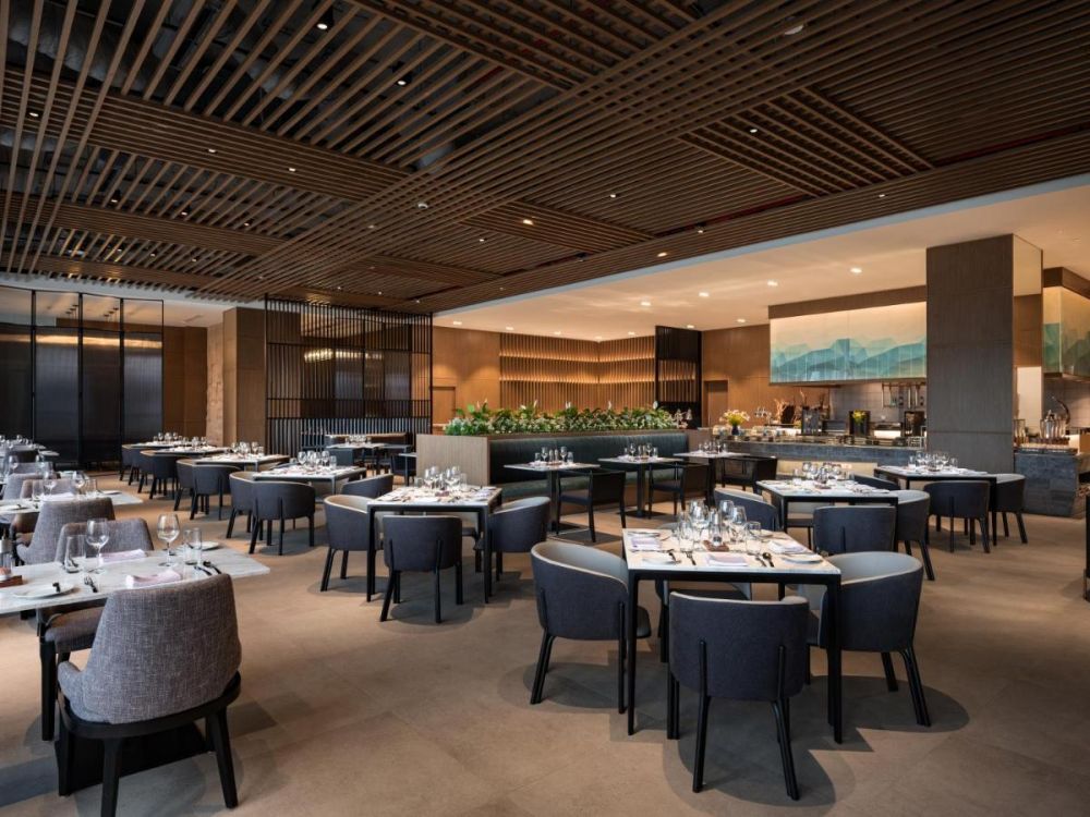 Crowne Plaza Danang City Center 5*