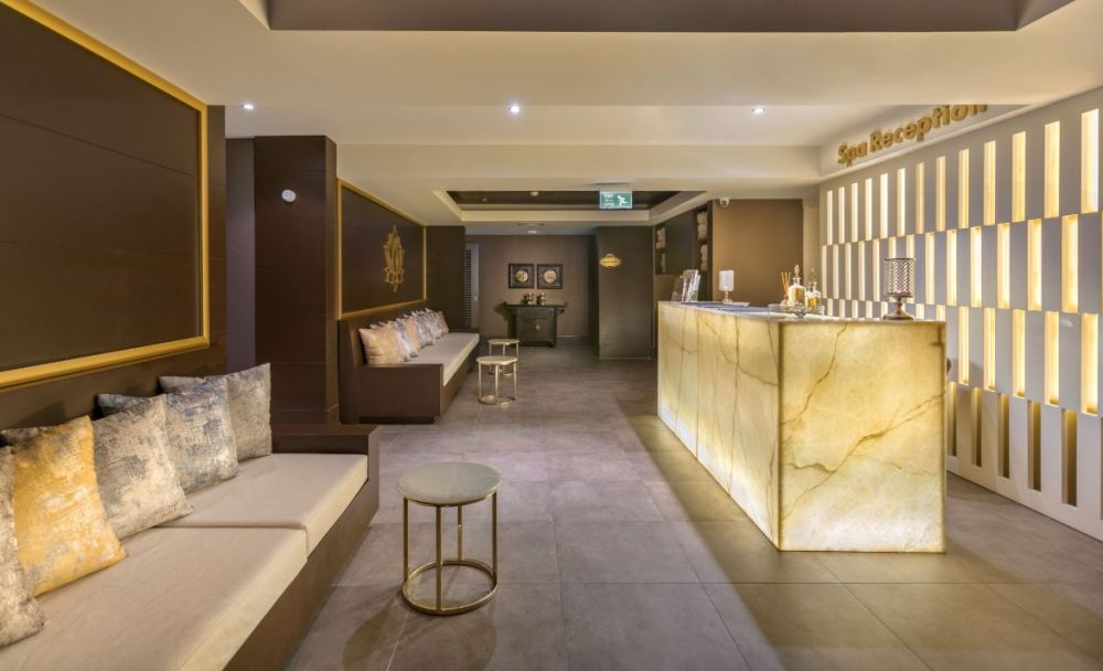 Rixos Sungate 5*