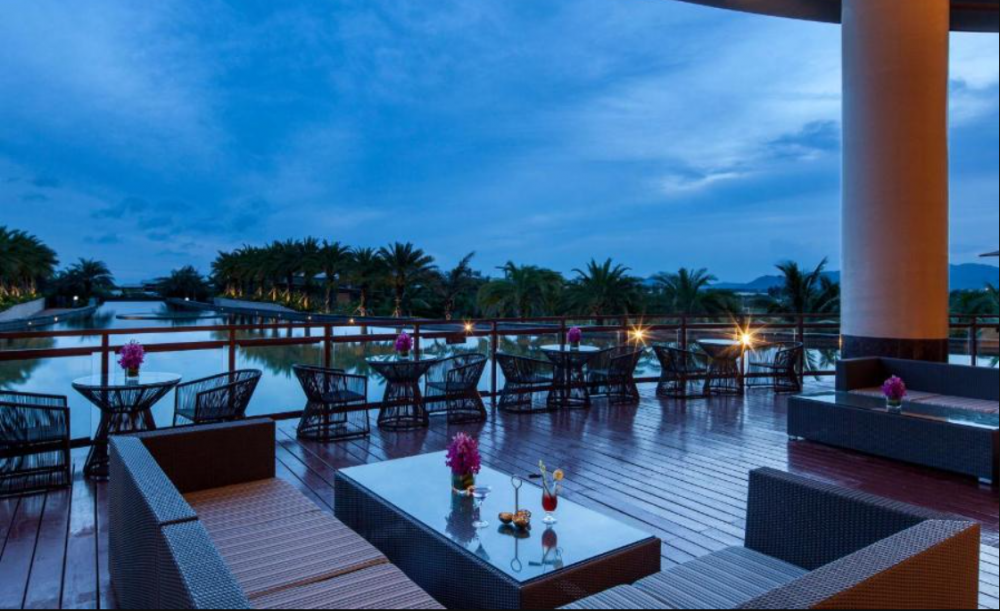 Thousand Cranes Sanya Yazhou Bay,Curio Collection by Hilton 5*