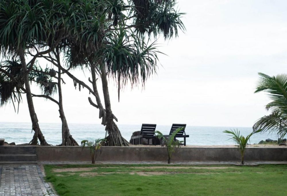 Blue Wave Beach Villa 2*
