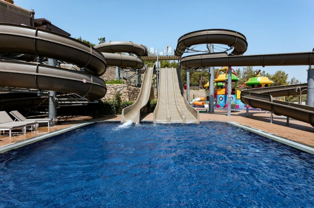 Titanic Deluxe Bodrum Hotel 5*