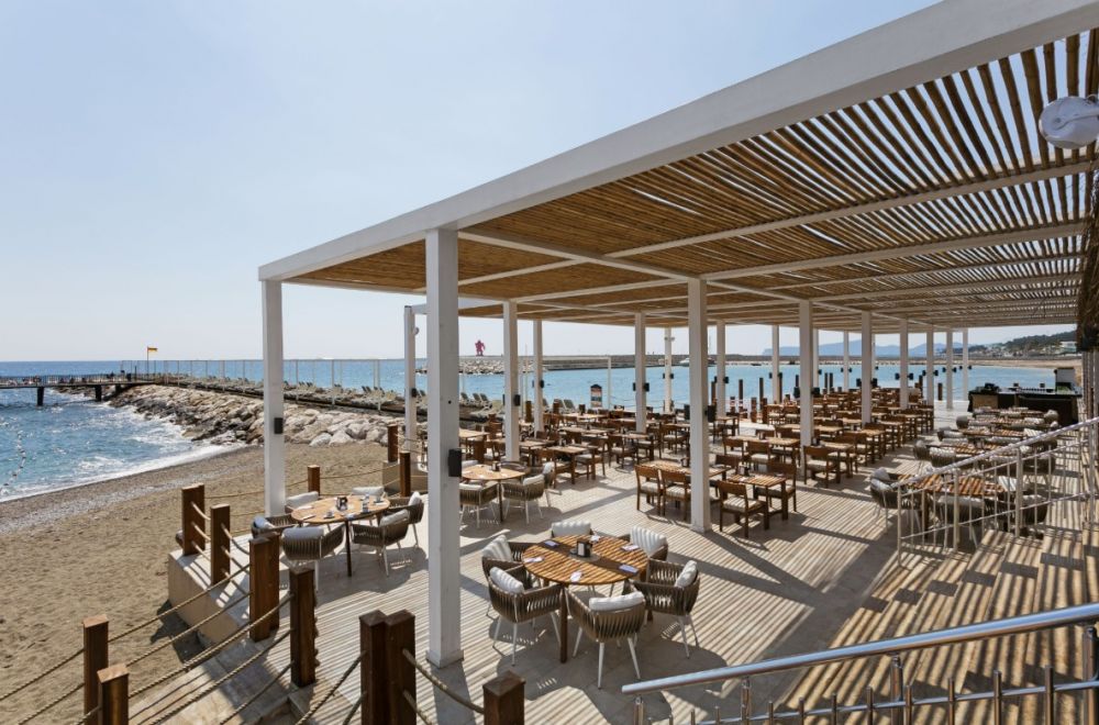 Rixos Sungate 5*