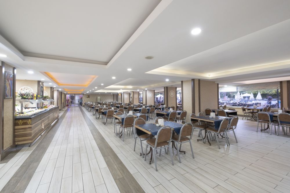 Asrin Beach Hotel 4*