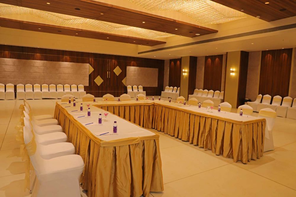 Golden Tulip Goa 4*