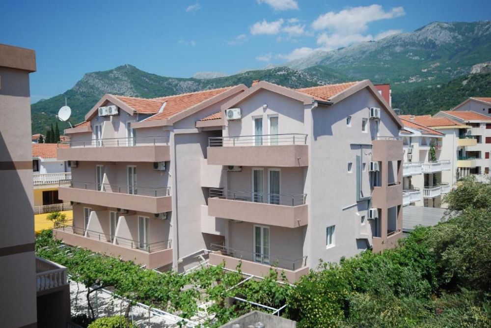 Pansion Anita 3*