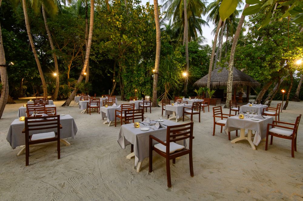 Diamonds Thudufushi Island 5*