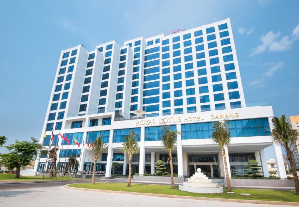 Royal Lotus Palace 4*