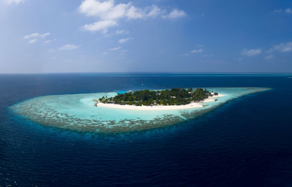 Eri Maldives (ex. Eriyadu Island Resort) 4*
