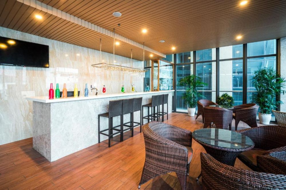 Serene Beach Hotel Danang 4*