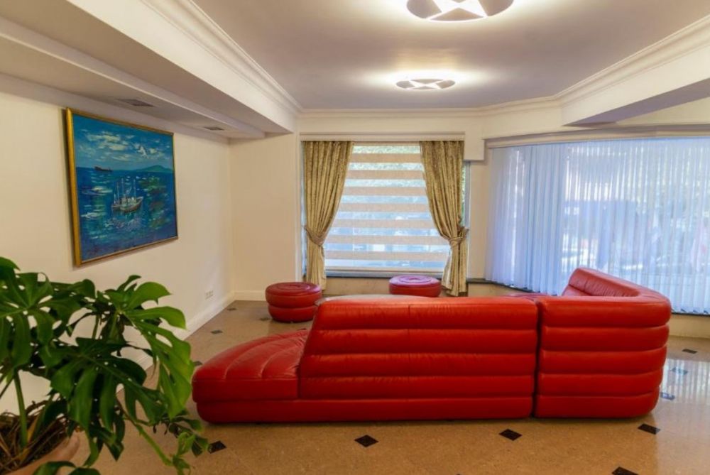 Era Palace Batumi 4*