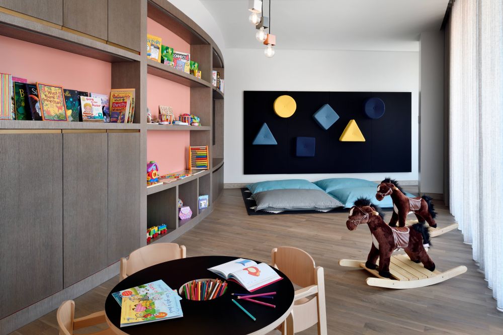 Address Downtown 5*