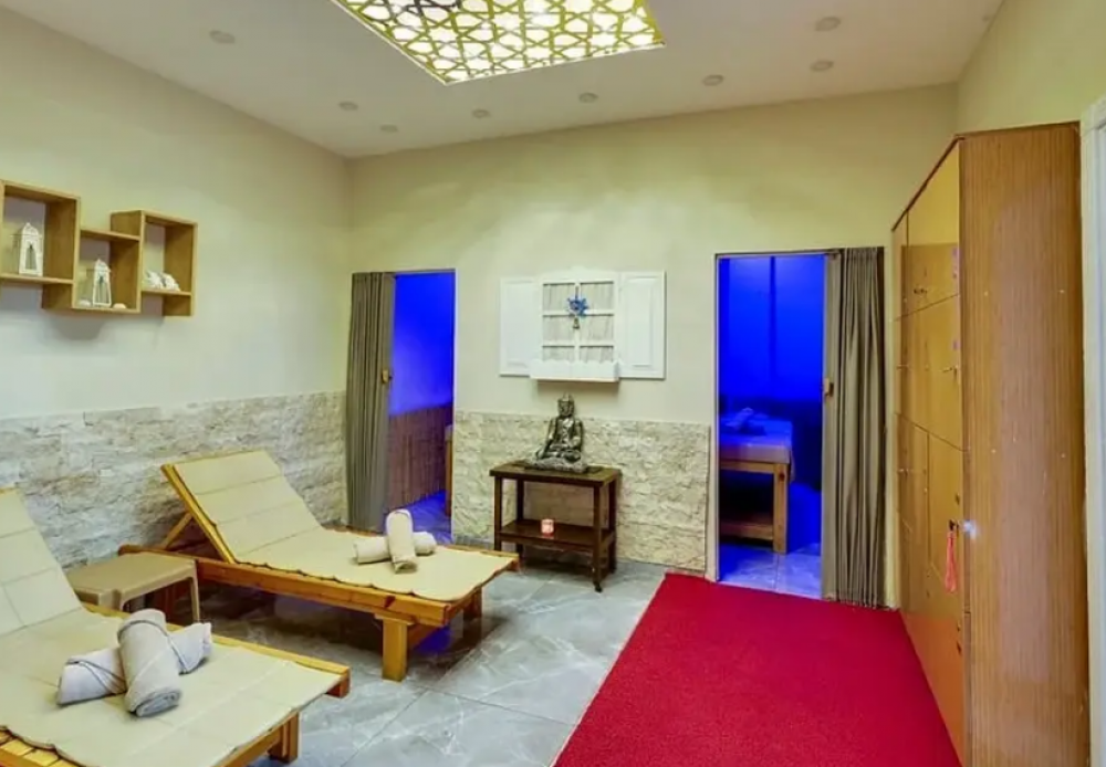 Royal Beach Club Hotel 4*
