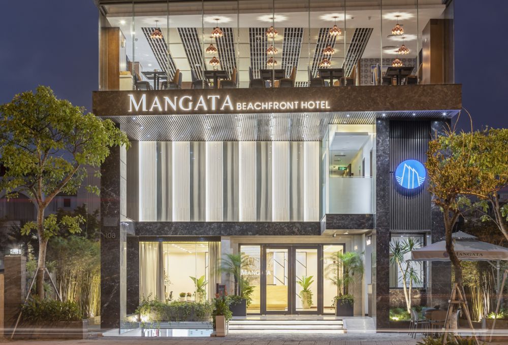 Mangata Beachfront Hotel 4*