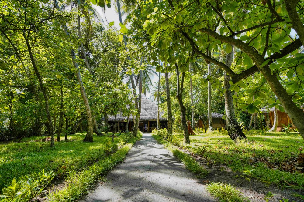 Fihalhohi Maldives 4*