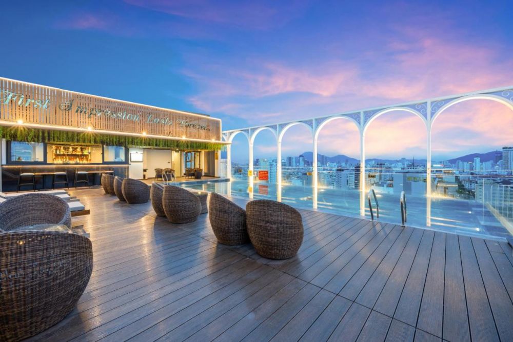 Golden Lotus Luxury 4*