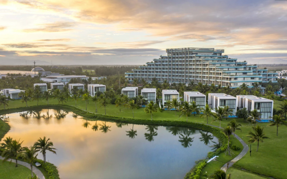 Vinpearl Resort & Golf Nam Hoi An 5*