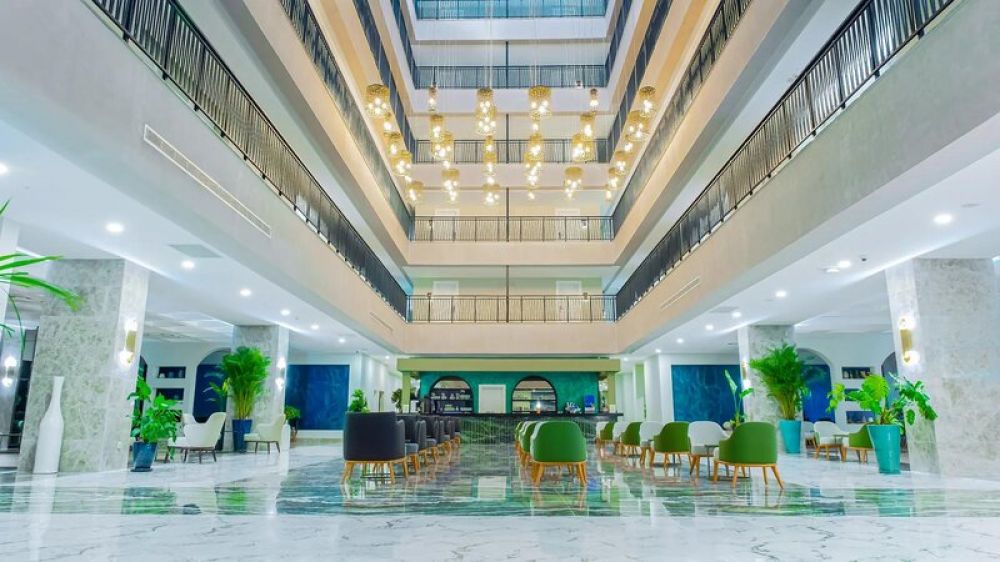 Dream Water World 5*