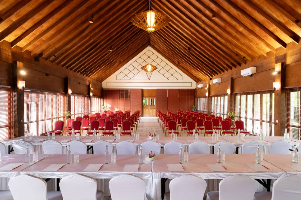 Canareef Resort 4*