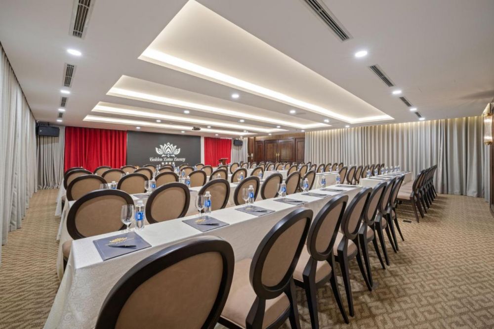 Golden Lotus Luxury 4*