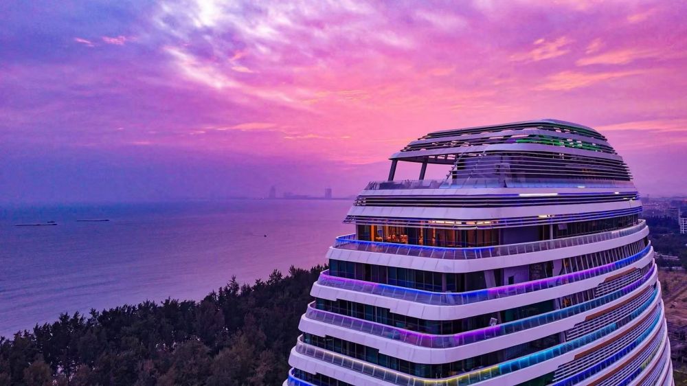 Hainan Sangem Moon Hotel 5*