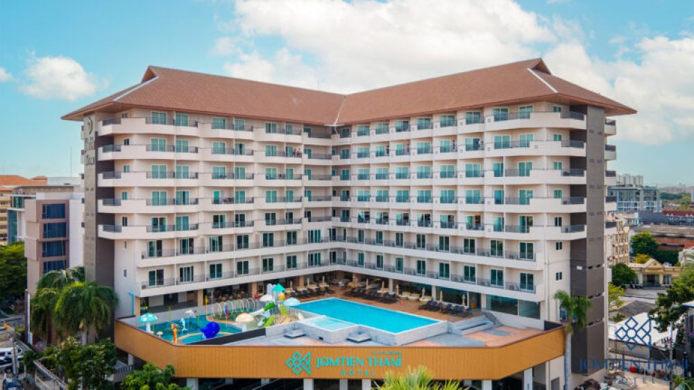 Jomtien Thani Hotel 4*