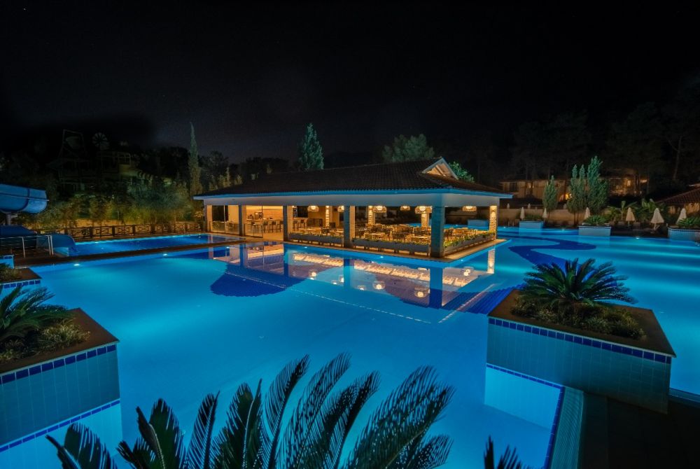 Champion Holiday Village 5*