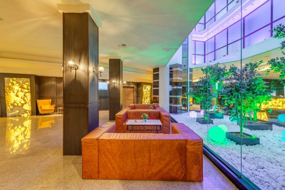 Grand Hotel Sveti Vlas 5*