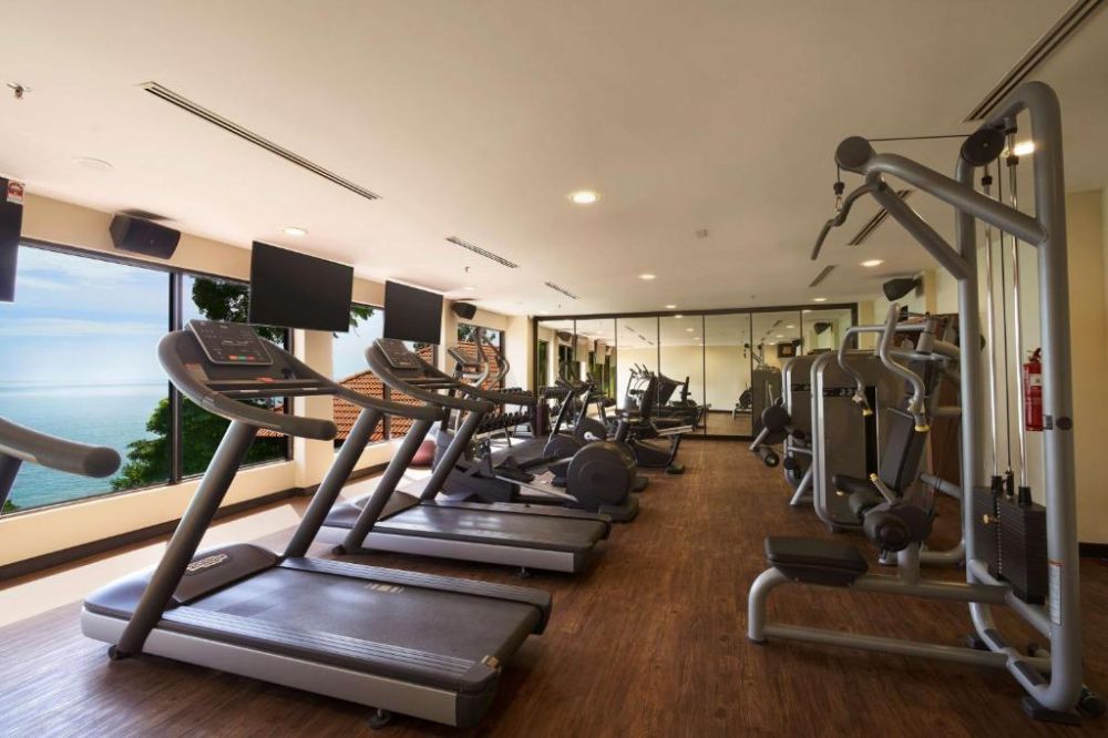 DoubleTree by Hilton Damai Laut Resort 4+