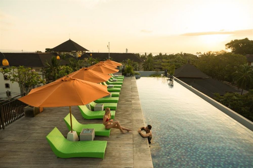 Zest Hotel Legian 3*