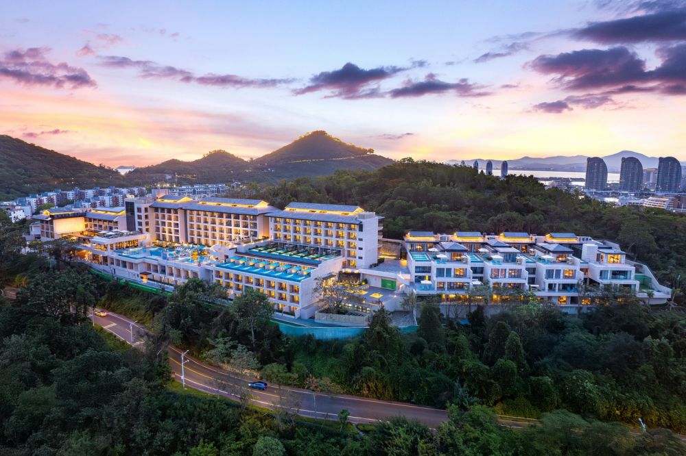 Voco Sanya Dadonghai 5*