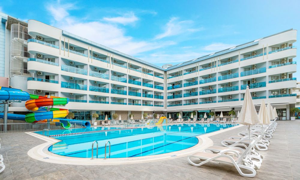 Avena Resort & Spa Hotel 4*