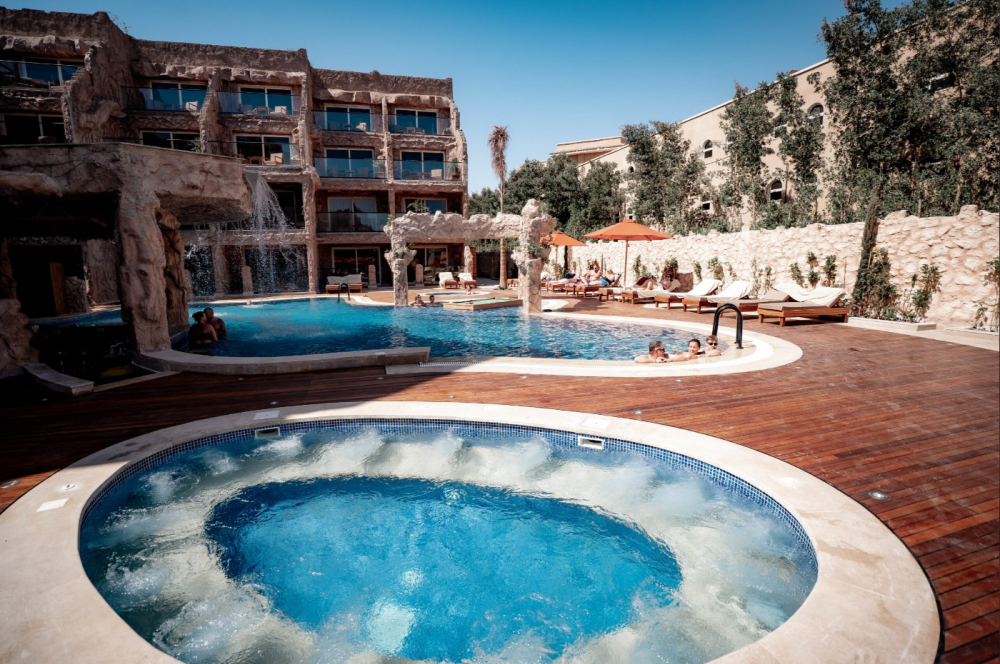 Caves Beach Resort Hurghada 5*
