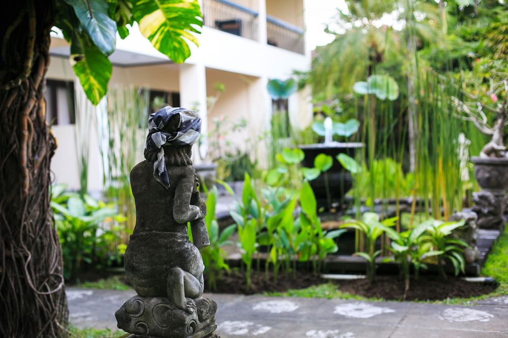 Legian Paradiso Hotel 3*