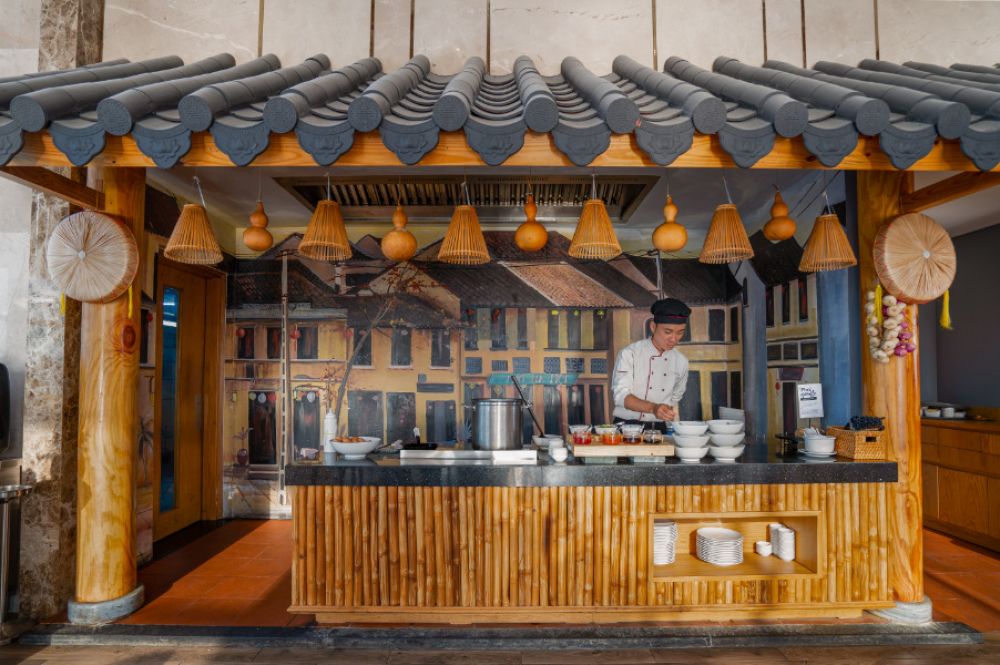 Sala Danang Beach Hotel 4*