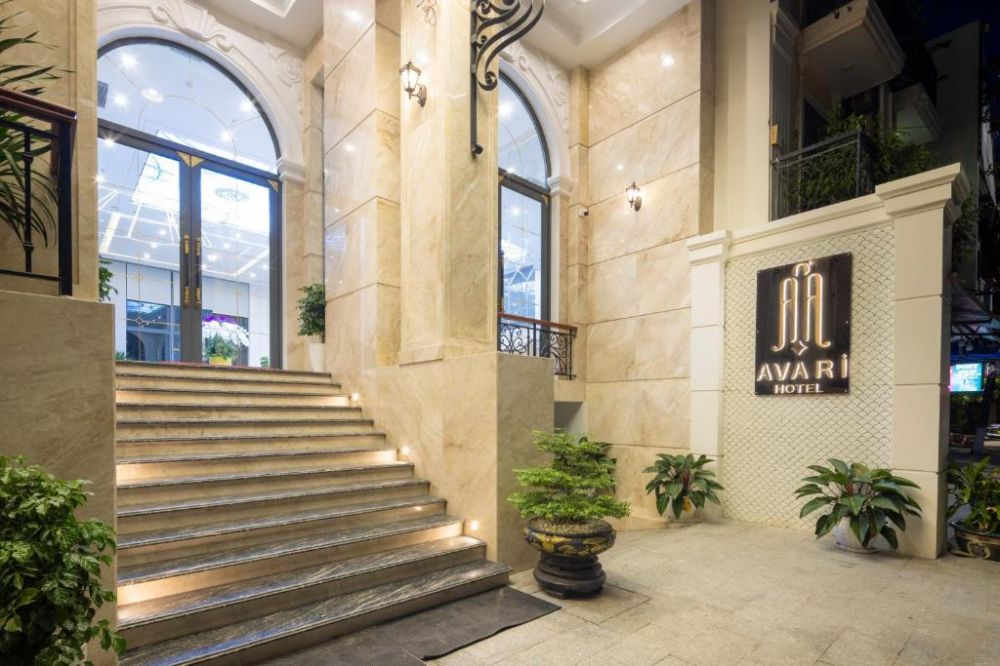 Avari Hotel 4*