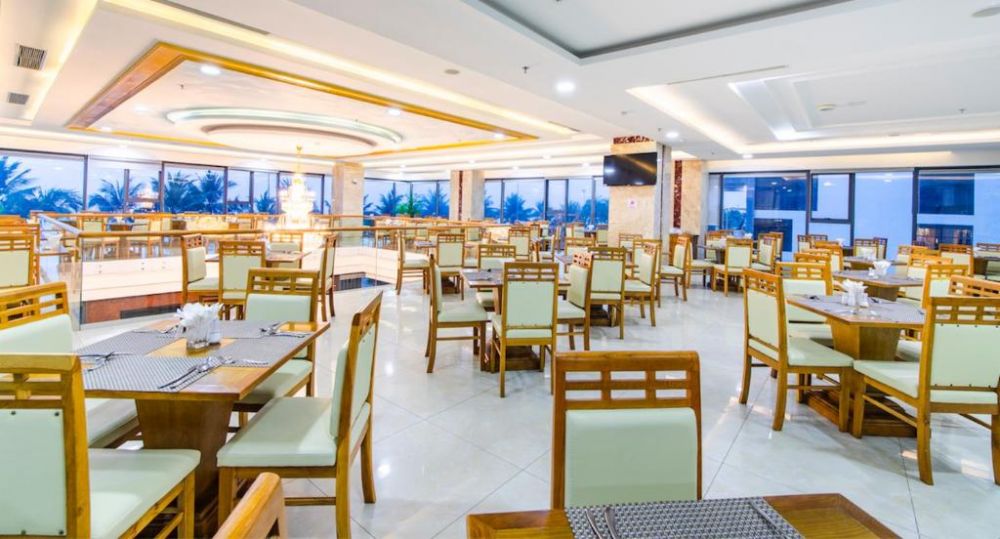 Serene Beach Hotel Danang 4*