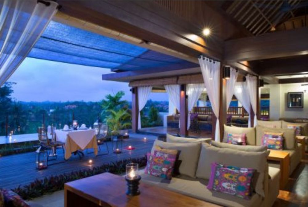 Ubud Village Hotel 3*