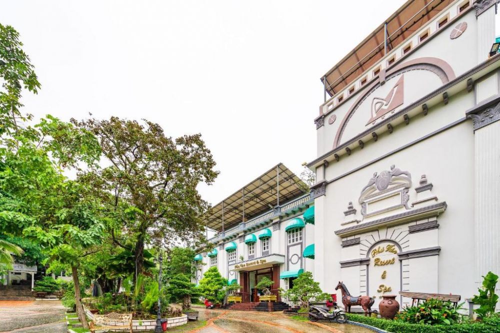 Phu Van Resort & Spa 3*