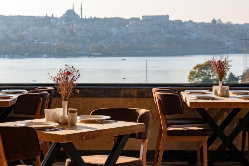 Bvs Bosphorus Pera 4*