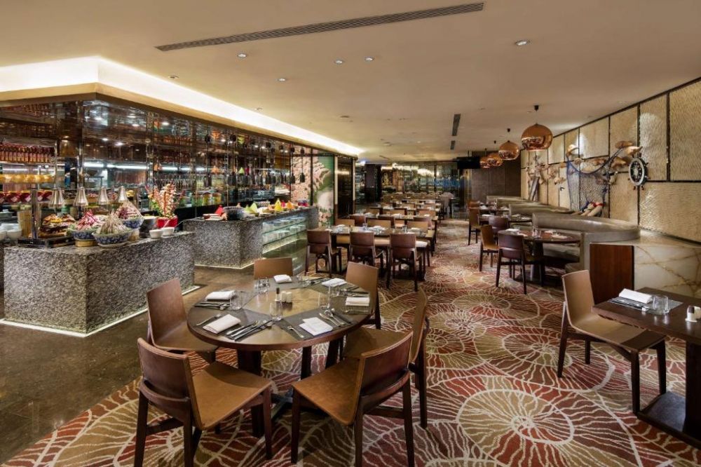 Hilton Guangzhou Tianhe 5*