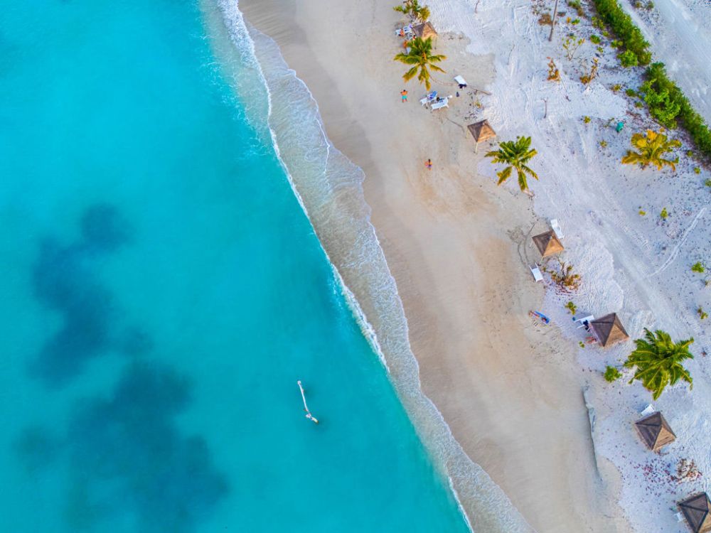 Beach Hotel Guraidhoo 