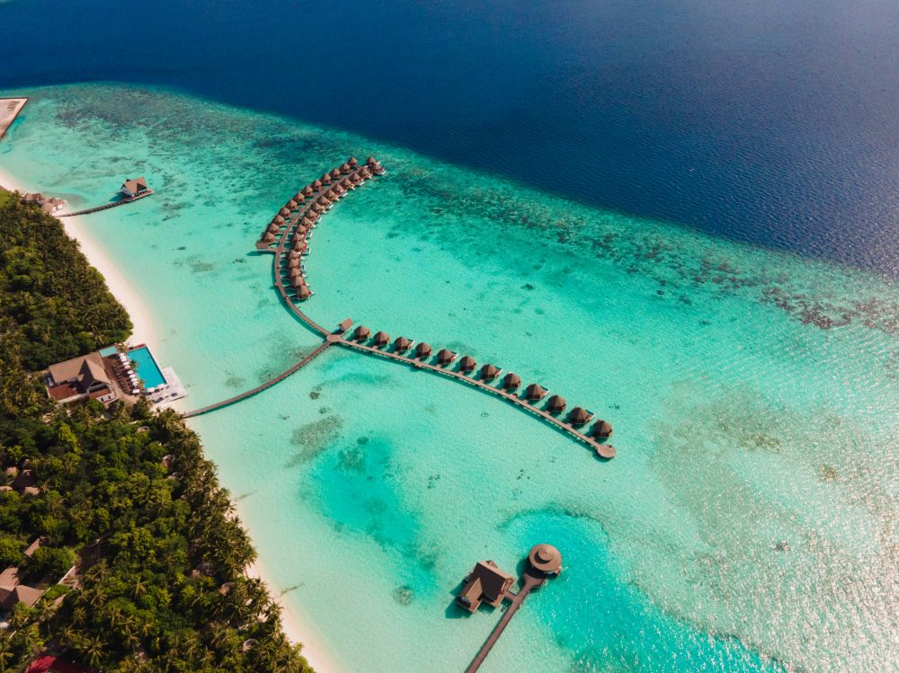 Mercure Maldives Kooddoo 4*
