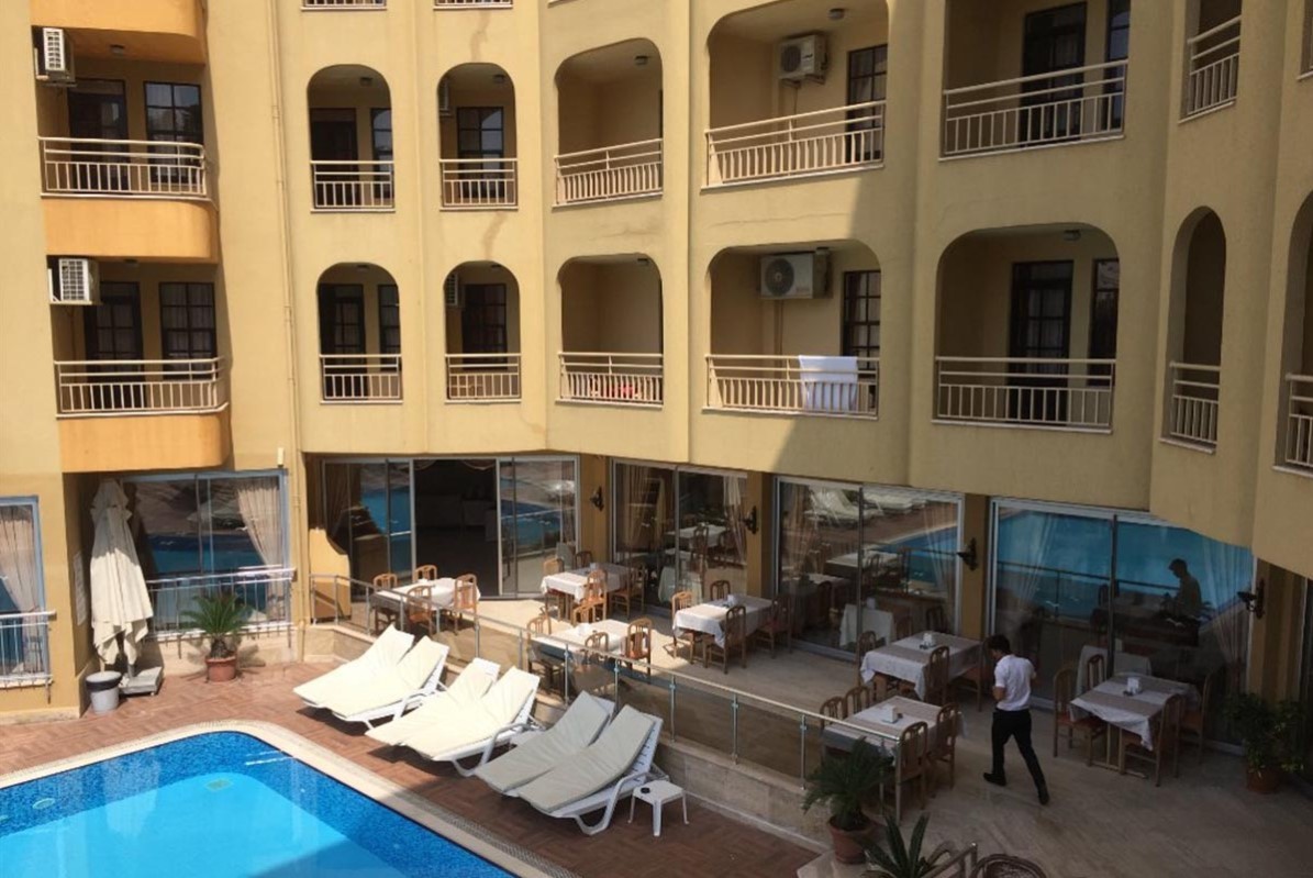 Bayar Sun Time Hotel 4*