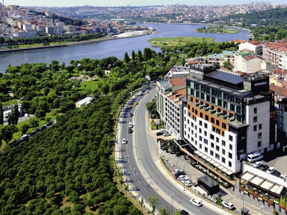 Movenpick Hotel Istanbul Golden Horn 5*