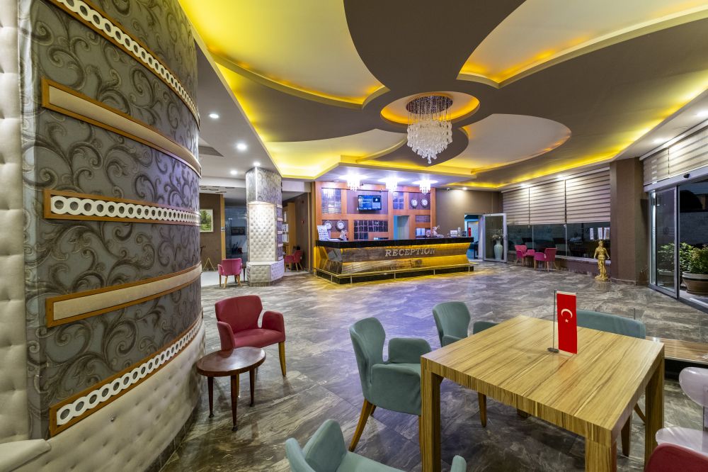 Asrin Beach Hotel 4*