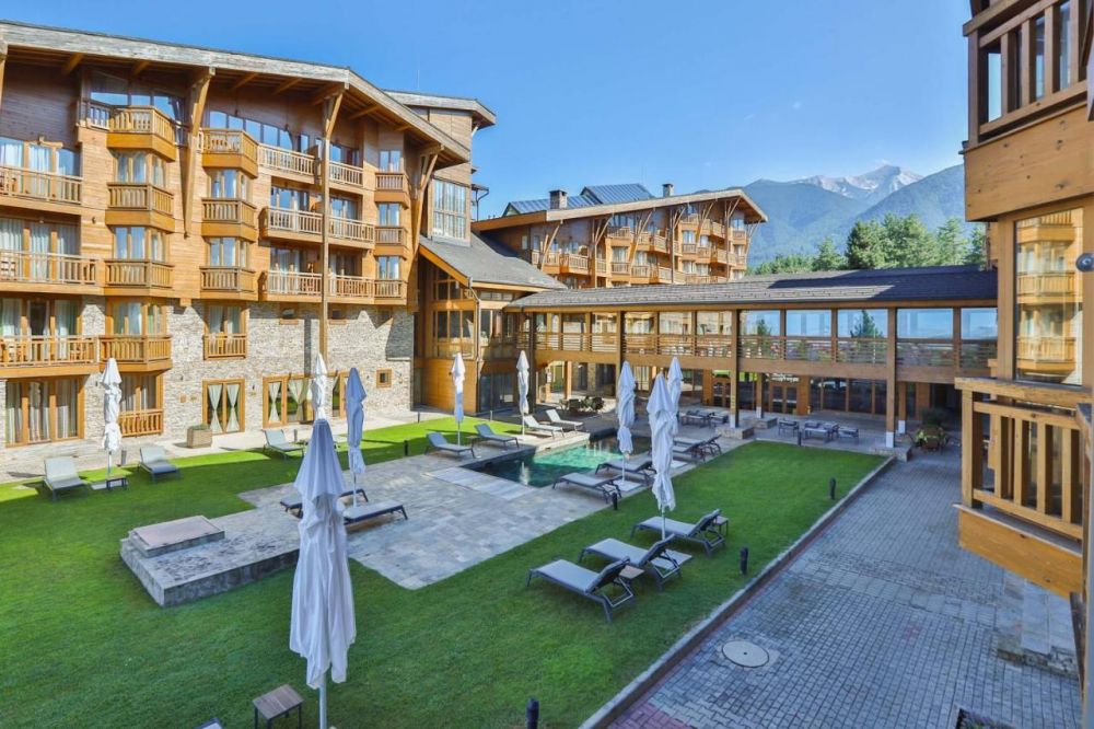 Pirin Golf Holiday Apartments 4*